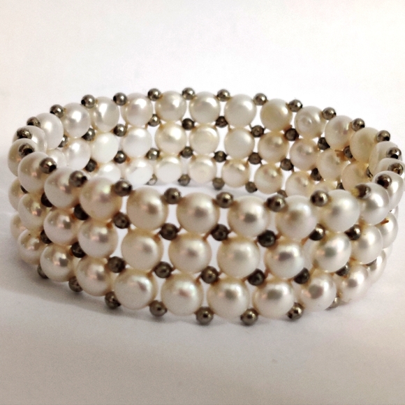Genuine Three Row Freshwater Cultured Pearls Bracelet - Picture 7 of 14